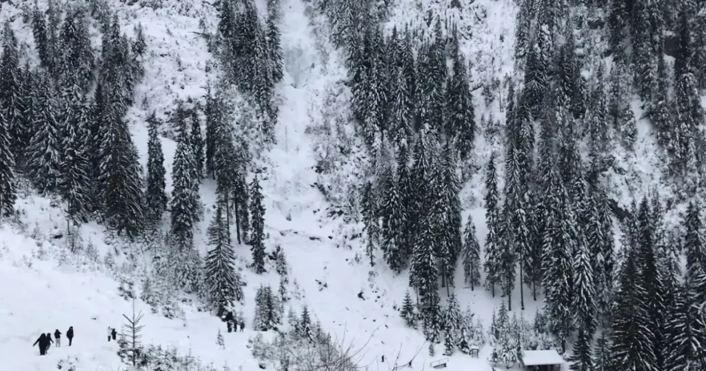 Cascada Cailor Iarna