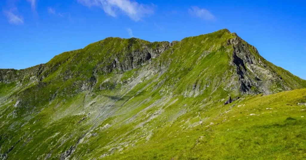 Peisaj montan Muntii Fagaras