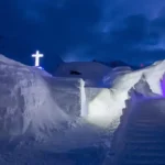 Hotelul de Gheata noaptea