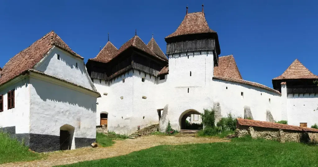 Biserica fortificată din Satul Viscri