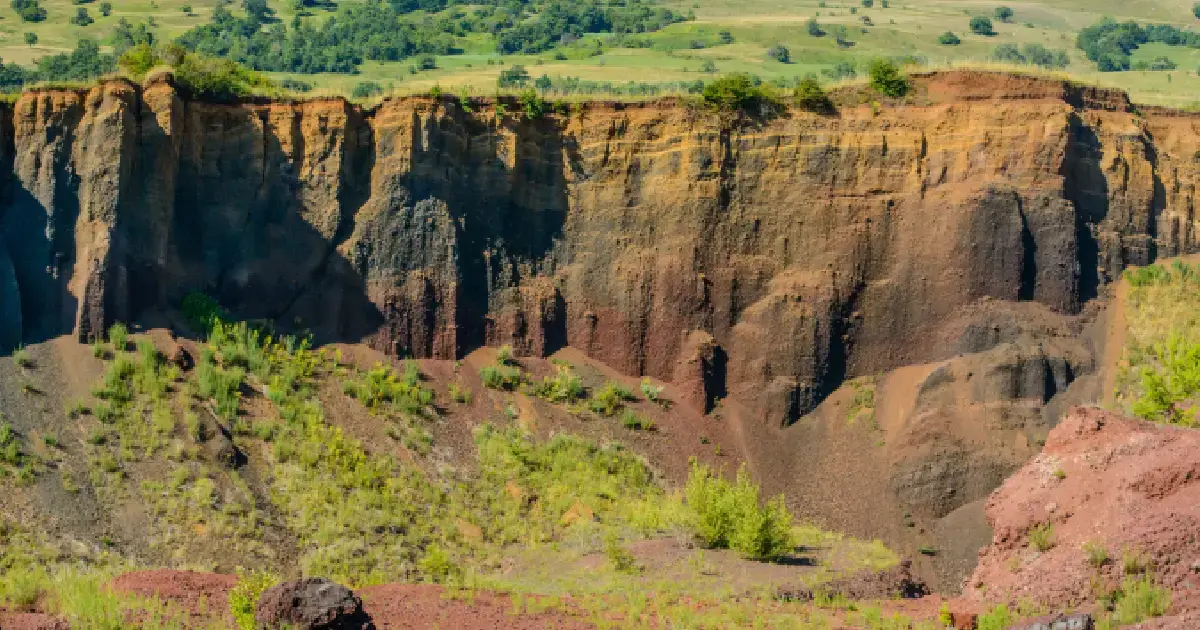 Vulcanul Stins Racos